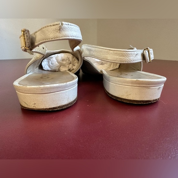 Chanel Classic Two-tone Slingbacks Ballerines White with Black Toe Cap. Size 8. - Picture 6 of 7